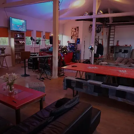 Pensión Schoenes Loft Ueber Den Daechern Schenefeld (Pinneberg)